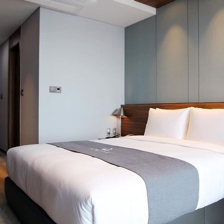 Western Grace Hotel Incheon Bagian luar foto