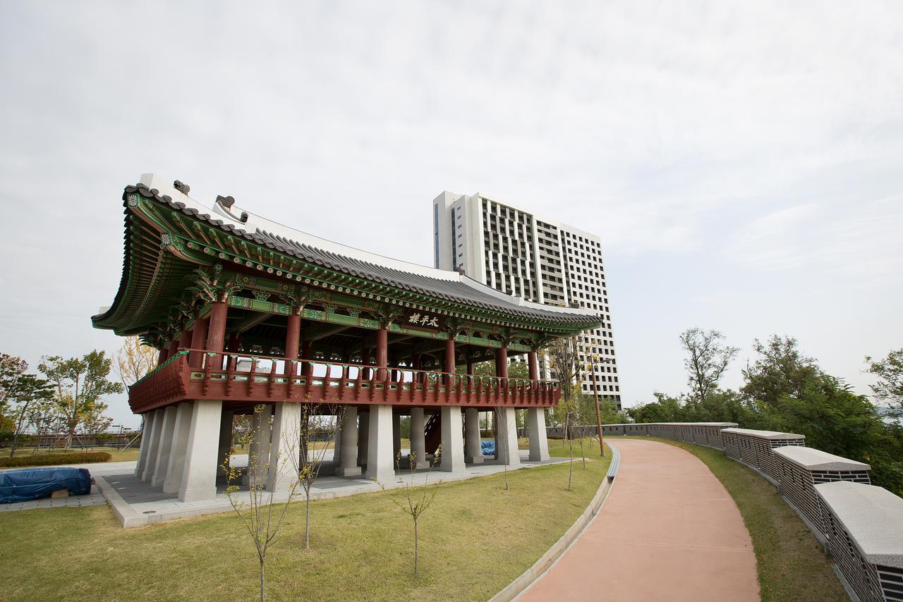 Western Grace Hotel Incheon Bagian luar foto